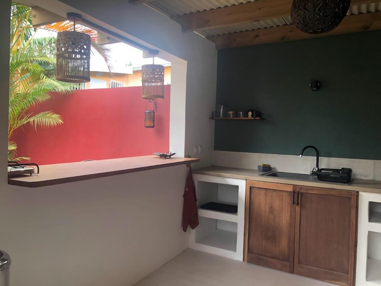 Tiny House Les Cactus - Bungalow St Gilles Les Hauts Saint-Paul Exterior photo